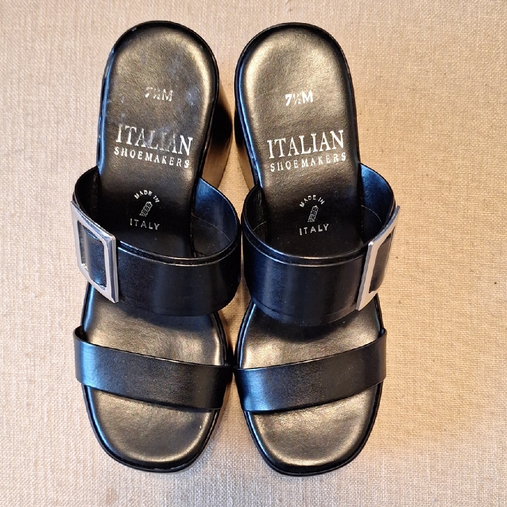 Italian Shoemakers Black Leather Sandals